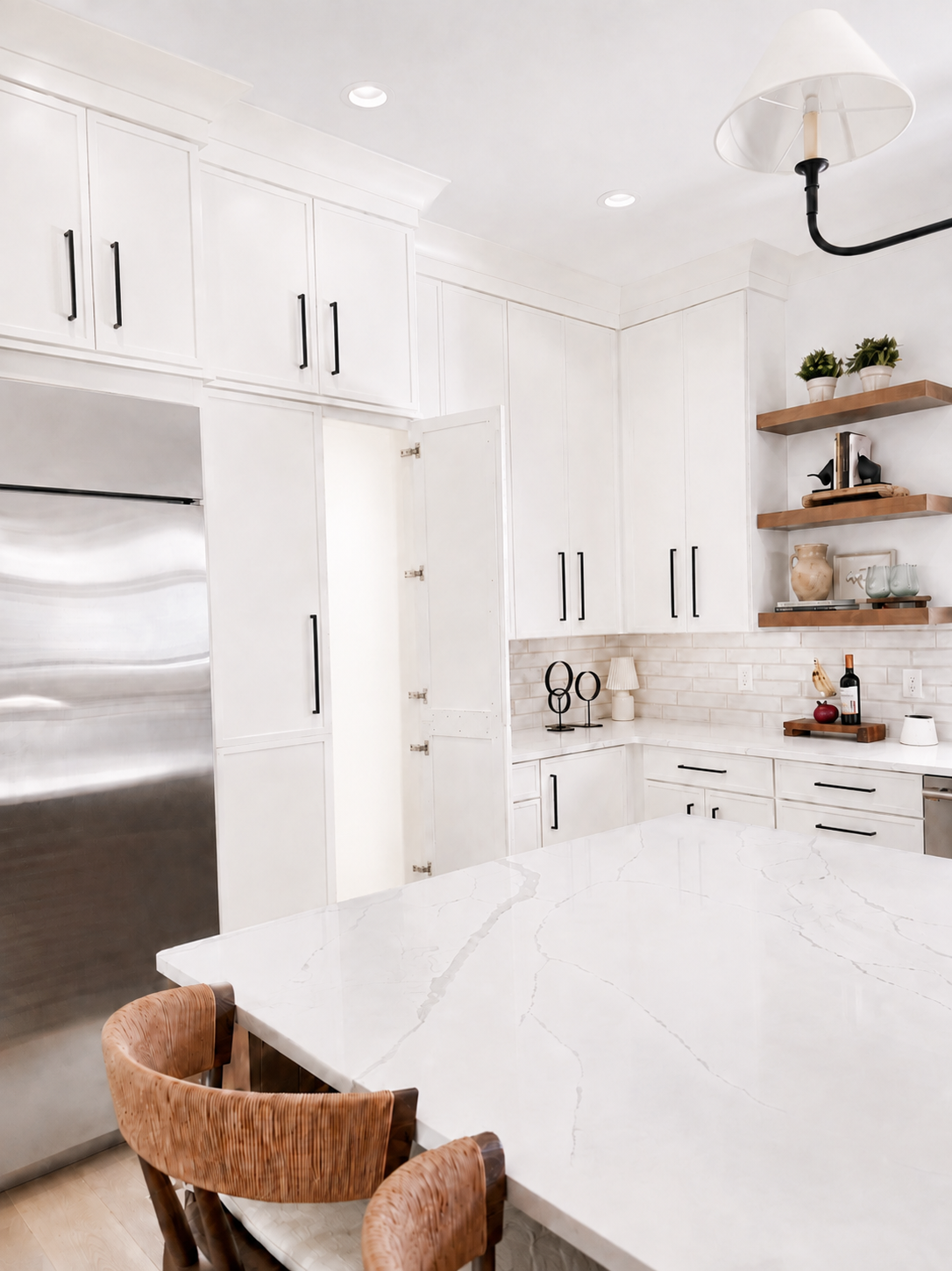 Floor-to-ceiling kitchen cabinetry