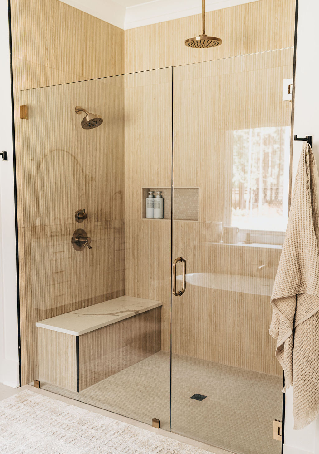 Oversized primary shower